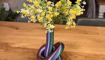 Knot Vase 8