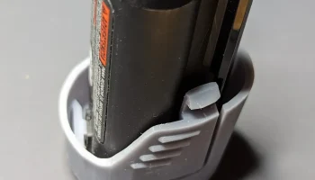 Аккумуляторная база Bosch 12 В. 2