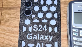 Чехол Samsung Galaxy S24 Hexagon AI v2 - Смартфон KI