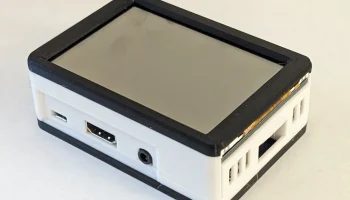 Raspberry Pi 3A с 3,5-дюймовым TFT-дисплеем Raspberry Pi 3A с 3,5-дюймовым TFT-дисплеем