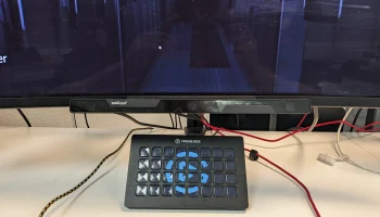 Держатель Tobii EyeX для изогнутых мониторов......