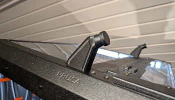 Магнитный удлинитель двери корпуса Prusa XL...... 1
