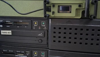 Rack ears for Heltec V4 radio 8