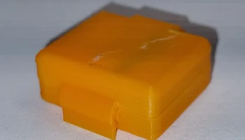 Чехол для беруш с принтом на месте 2