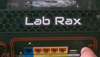 10-дюймовый корпус Lab Rax для маршрутизатора TP-Link AC750 1