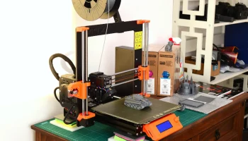 Глушитель для 3D-принтера - подвеска из кухонной губки 3