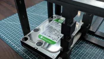 Открытый корпус NAS для ATX 5