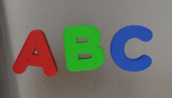 Магнитный алфавит и цифры 2