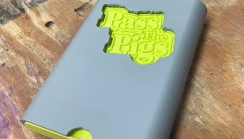 Футляр Pass the Pigs