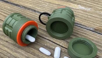 Увеличенный контейнер - брелок для мелочей 1