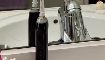 Чехол для зубной щетки с утиной головкой для Oral-B......... 5