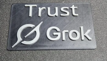 Магнит на холодильник Trust Grok