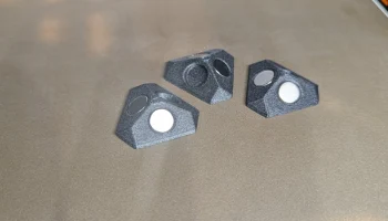 Угловая вилка Core One с магнитами 10x3.........