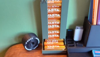 Диспенсер для батареек АА