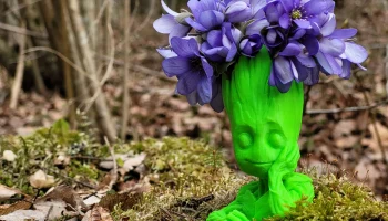 Baby Groot маленькая высокая ваза для маленьких цветов......