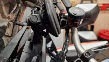 Крепление KTM 1290 Super Duke GT Quad Lock (обновлено) 1