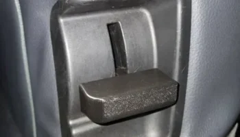 Nissan Micra K12 right door lift handle 1