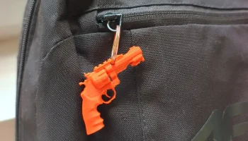 Брелок/брелок R8 Revolver/CS2 Брелок/брелок R8 Revolver/CS2