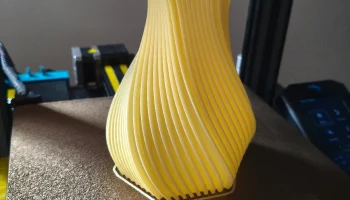 Strip Vase 1