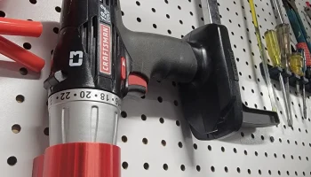 Крепление для перфорированной доски Craftsman C3