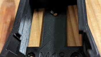 Зажим для крепления аккумулятора Milwaukee M18 2