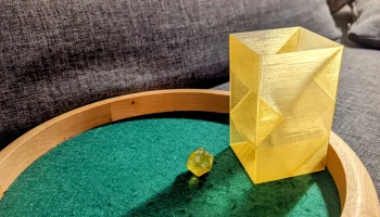 Спиральная ваза Dice Tower 1