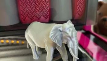 Детализированная 3D-фигура животного с изображением афри... 2
