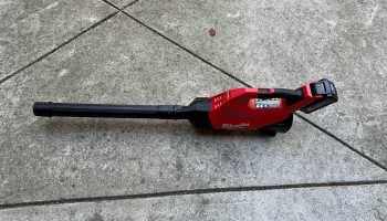 Переходник Milwaukee M18 для очистки желобов модель 3017... 3