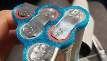 18650 Треугольная проставка 6s