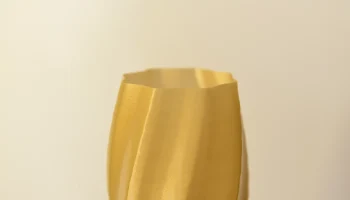 Wavy vase 1