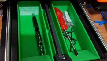 Под коробкой Prusa i3 MK3S. 4