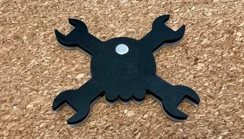 Магнитное украшение Jolly Wrencher 1