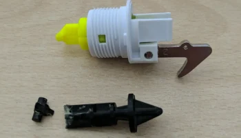 Замок двери холодильника Dometic RML9330