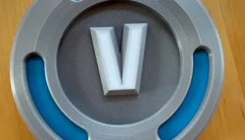 Футляр для подарочных карт Fortnite V-Bucks 2