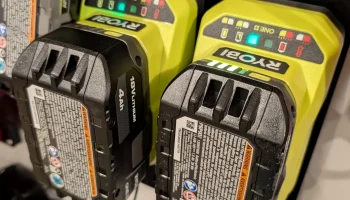 Зарядное устройство Ryobi (2024, модель PCG002) - кроншт... 5