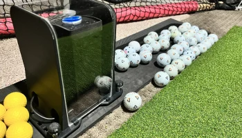 Защитный чехол Square Golf 1