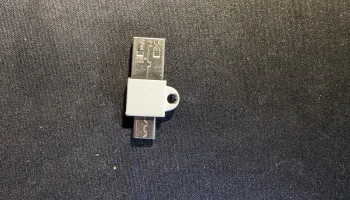 USB-футляр Sandisk Ultra Dual Type-C
