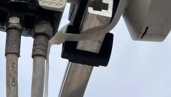 Держатели для зеркальной антенны e 85. - 40......