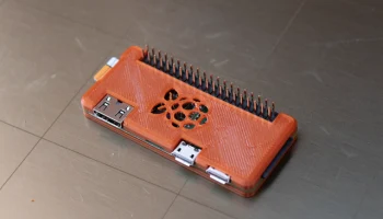 Тонкий корпус Raspberry Pi Zero W с вырезом для выводов