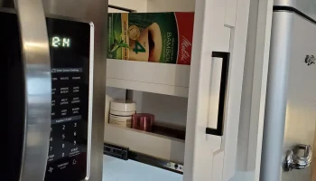 Кухонный шкаф 2