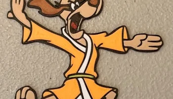 Многоцветный гонконгский магнит Phooey......