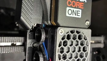 Сотовидная вентиляторная решетка Prusa CORE One (PCCF) 1