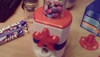 Настольная конфетная машина
