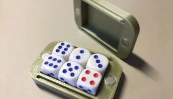 Футляр для игральных костей / Поуздро на костки.........