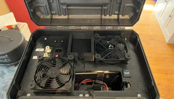 ICOM IC-7100 в коробке Dewalt TStak 2