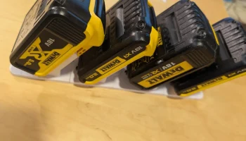 Модульное аккумуляторное хранилище DeWalt, вертикальное 5