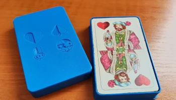 Card box 0