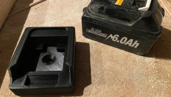 Настенное крепление Makita Accu / Battery (профили 30/45...