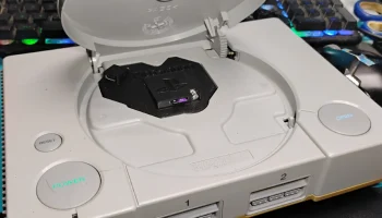 PlayStation 1 - монтажный кронштейн PicoStation (SCPH-1001)