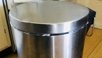 Ikea STRAPATS Фиксатор вкладыша для мусорного бака на 3 ... 1